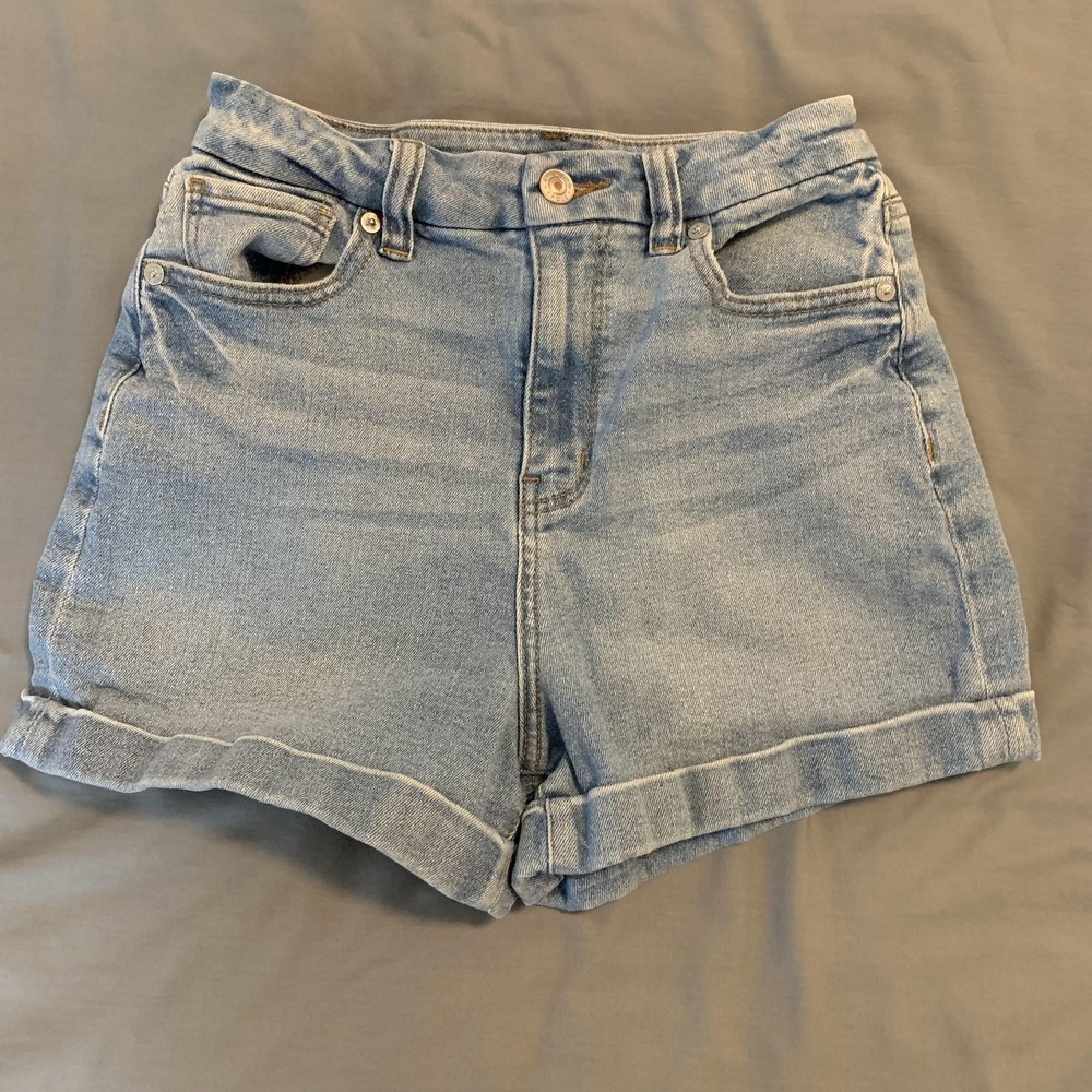 American Eagle Shorts Womens 0 Light Wash Curvy Mom Short‎ Rolled Cuff Stretch